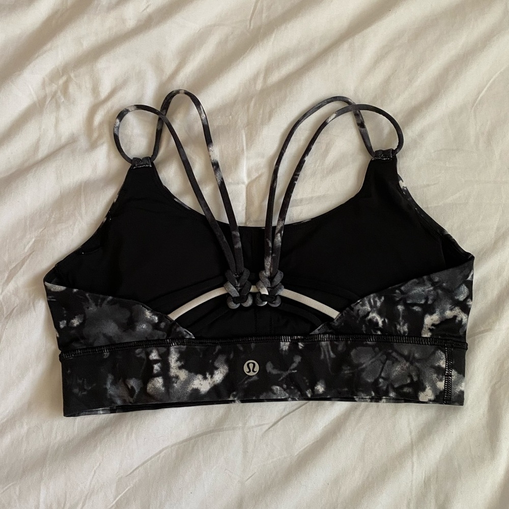 Lululemon strappy bra size 8